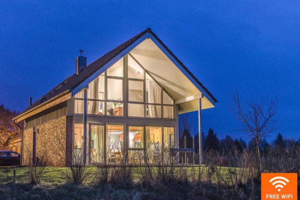 הוילה W7 - Sehr Schoenes Ferienhaus Mit Toller Lage Und Super Aussicht In Roebel An Der Mueritz מראה חיצוני תמונה